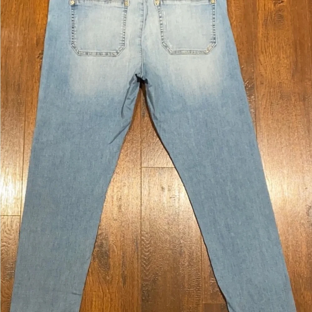 Democracy Size 12 women’s jeans light wash New & Never worn NWOT - Picture 3 of 5